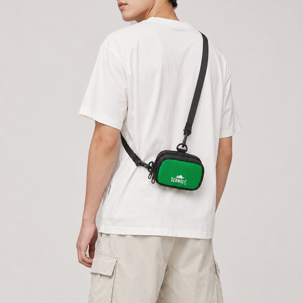 Outdoor Mini Crossbody Pouch C - Mini Purse Chain 评论和价格