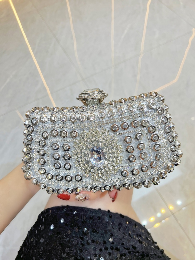 New Sparkling Rhinestones Hand - Mini Purse Chain 评论和价格
