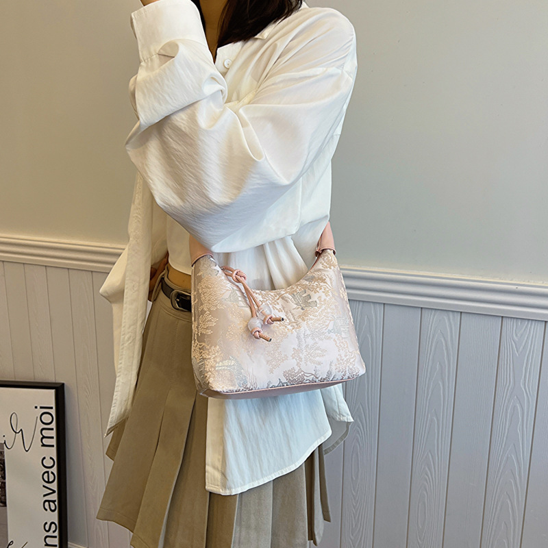 Chinese Ancient Style Wrist Ba - Women'S Evening Bags 评论和价格